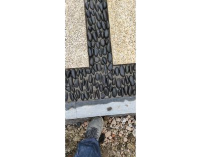 抛光黑色雨花石3-5cm用于常州武进别墅庭院